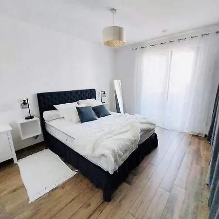 Sophisticated 2br W Terrace&parking Spaces Appartamento Lussemburgo