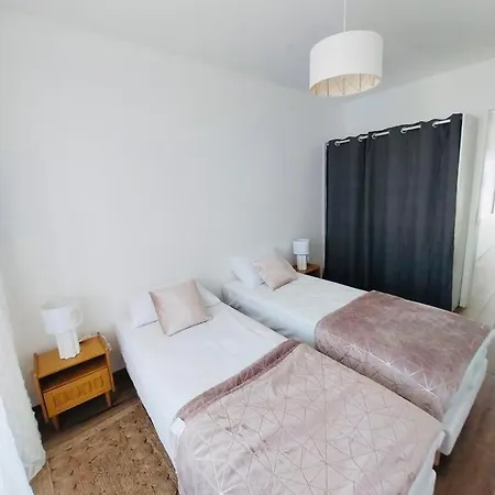 Sophisticated 2br W Terrace&parking Spaces