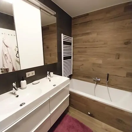 Appartamento Sophisticated 2br W Terrace&parking Spaces Lussemburgo
